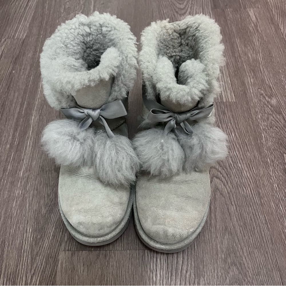 ugg boots size 8